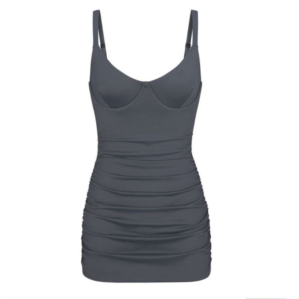 SKIMS Women's One Piece Swimsuit in Charcoal Gray